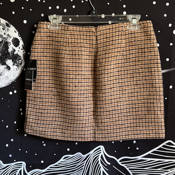 Plaid Mini Skirt - Picture 3 of 7